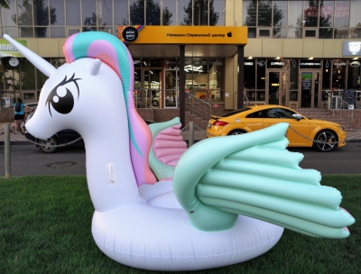 Плавательный матрас "Пегас белый"