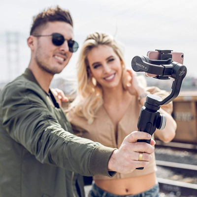 Ручной стабилизатор Zhiyun Smooth 4 (Ручной стабилизатор Zhiyun Smooth 4)