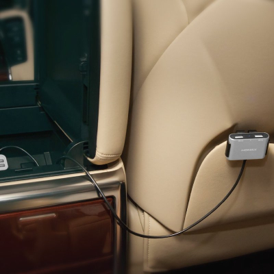 Автомобильное ЗУ Универсальный 4 USB Выход Momax UC6 9.6A (Автомобильное ЗУ Momax Silver)