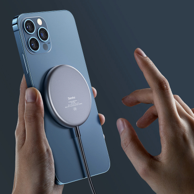 Беспроводная зарядка Benks MagClap, 15 ватт, MagSafe (Беспроводное зарядное устройство Benks Черный)