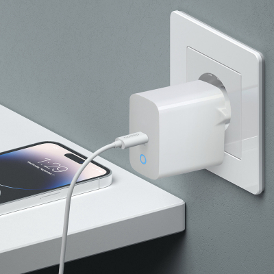 Сетевое ЗУ Deppa 11428, 25 ватт, 1 выход: USB-C (Сетевое ЗУ Deppa Белый)