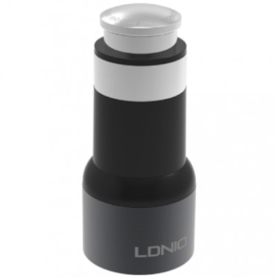 Автомобильное ЗУ с кабелем Lightning + 2 USB Выход LDNIO (C303) 3.6A